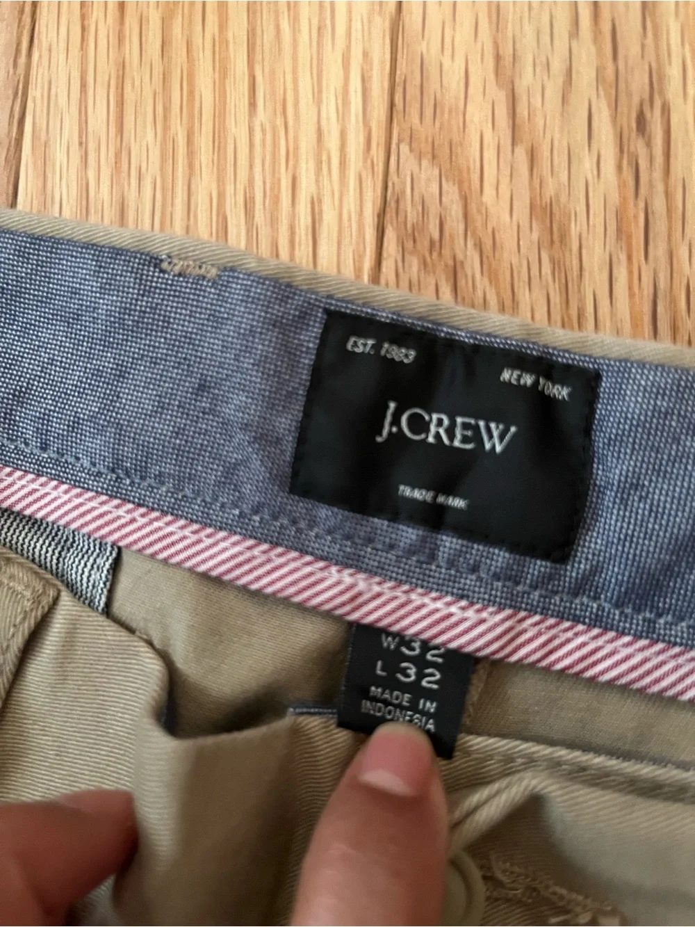 NWT J Crew Khaki Chino Pants 32 X 32 Beige Slim Fit Preppy Quiet Luxury